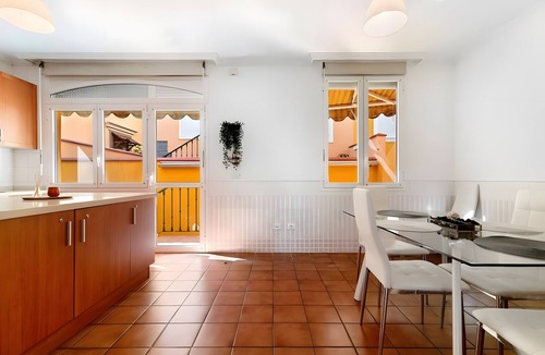 La Solana Apartment | Vencejo House – spacious accommodation for families or groups with mountain views