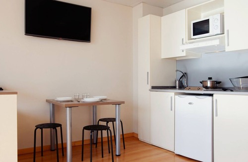 San Andres Hostel | Vertice Roomspace Madrid