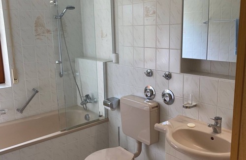 Immenstaad am Bodensee Condo | Very nice, comfortable, quiet apartment on Lake Constance 2-4 persons incl. WLAN + parking