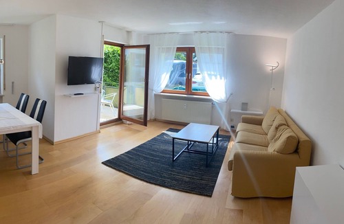 Immenstaad am Bodensee Condo | Very nice, comfortable, quiet apartment on Lake Constance 2-4 persons incl. WLAN + parking
