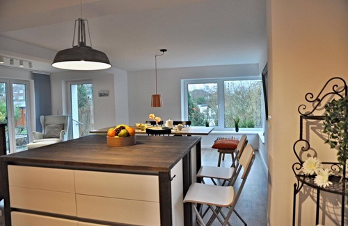Heikendorf House | Very quiet location between the beach and the golf course