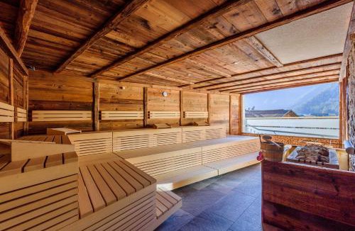 Maurach Hotel | Vier Jahreszeiten Wellnessresort Achensee