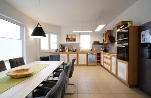 Hohen Wieschendorf House | Vier-Winde-Villa mit Schwimmbad
