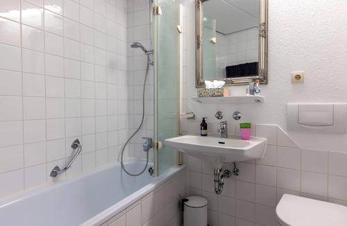 Antonsviertel Apartment | View over the city | Studio at the congress hall