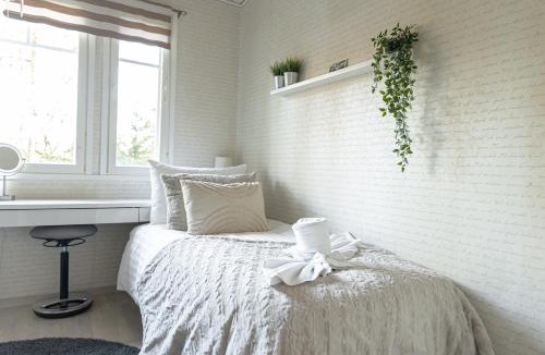Sinetta Villa | Villa Aurora Sinettä by BookLapland