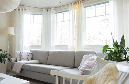 Sinetta House | Villa Aurora Sinettä by BookLapland