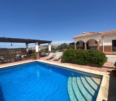 Almogia Villa | Villa Azafran