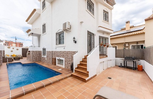 Torreblanca Villa | Villa 'Casa Ohana' with sea views, Wi-Fi, and air conditioning