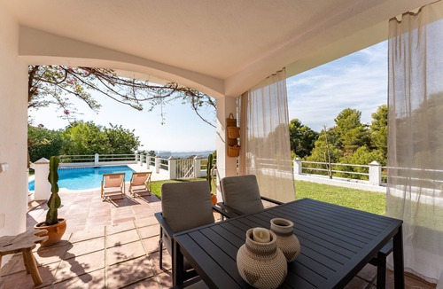 Mijas Villa | Villa "Casa Rocas" with Mountain View, Private Pool & Wi-Fi