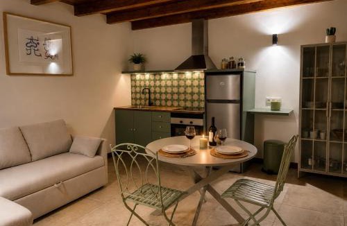 Conil Villa | Villa Chloe Lanzarote - Romantic Sunset Retreat with Outdoor Bathtub