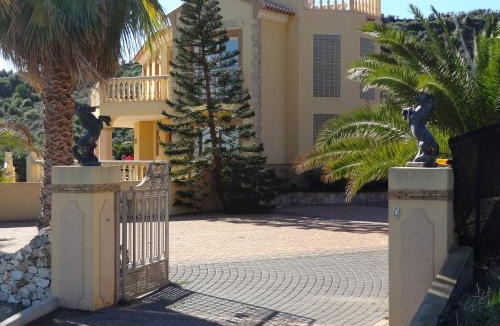 Los Gallardos Villa | Villa Clairol