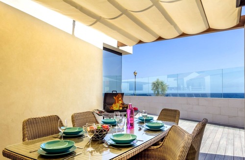 Castillo Caleta de Fuste Villa | Villa Del Mar by Villa Plus
