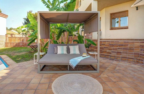 Vilanova I la Geltru Villa | Villa El Faro by Hello Homes Sitges