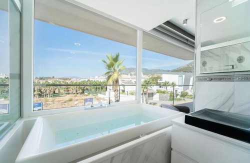 La Capellania Villa | Villa "El Higuerón Con Vistas Al Mar" with Sea View, Private Pool & Wi-Fi