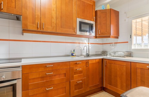Polop Villa | Villa 'Esperanza' with Private Pool, Wi-Fi and Air Conditioning