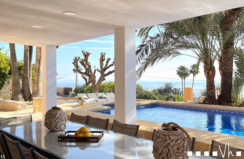 Benissa Coast Villa | Villa EVA in Benissa – Opposite Cala Les Bassetes, 6 bedrooms, private pool, sea views, air conditioning and Wi-Fi