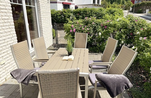 Sellin Apartment | Villa Gina Whg 01 with terrace (south) - Villa Gina with 2 exclusive apartments