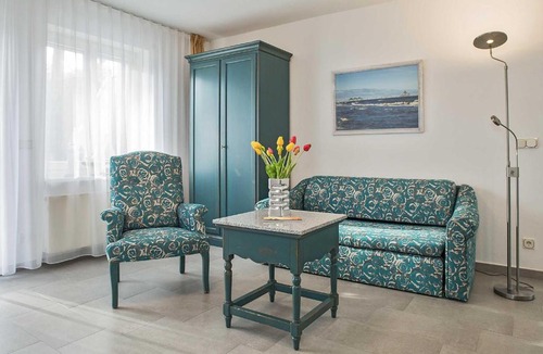 Seebad Heringsdorf Apartment | Villa Hohe Düne 02
