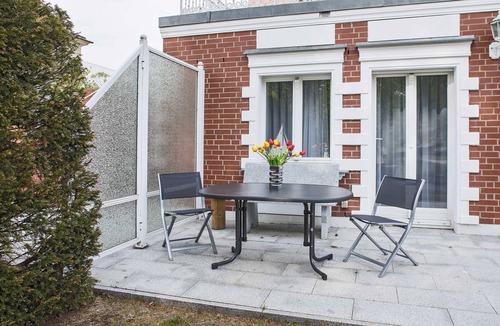Seebad Heringsdorf Apartment | Villa Hohe Düne 02 - fully equipped vacation home with terrace