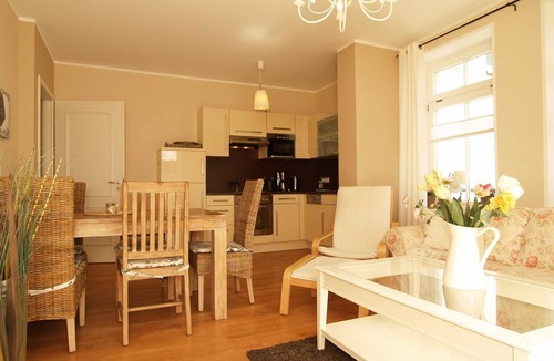 Kuehlungsborn Apartment | Villa Josephine Whg. 13. - Wa4-13