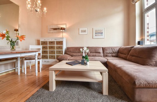 Ahlbeck Apartment | Villa Magdalena 03 - classic spa architecture - very close to the beach