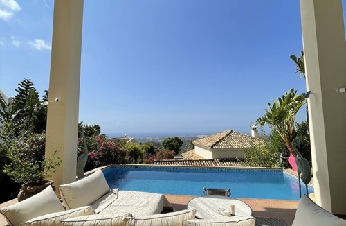 Istan Villa | Villa MARBELLA- GOLDEN MILE -Breathtaking SEA VIEW- PRIVATE POOL