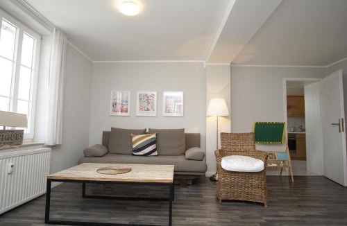 Gohren Apartment | Villa Maria Ferienwohnung Marianne 35 mit gratis Nutzung vom AHOI Erlebnisbad und Sauna in Sellin