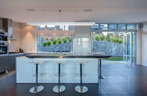 Fernhill Villa | Villa Matau | Gas Fire, Lake Views, A/C, BBQ