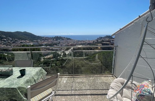 Tossa de Mar House | Villa 'Mediterraneo' with Sea View, Pool & Wi-Fi