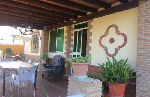 Barbate Ski Chalet | VILLA SEÑORA CARMEN IS A SINGLE-FAMILY INDEPENDENT VILLA ON A SINGLE FLOOR