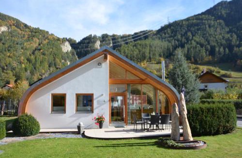 Ried im Oberinntal Villa | Villa Tschallener