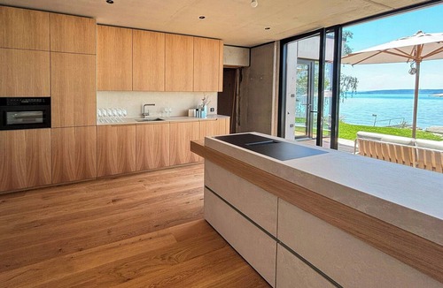 Ueberlingen House | Villa with private beach on Lake Constance