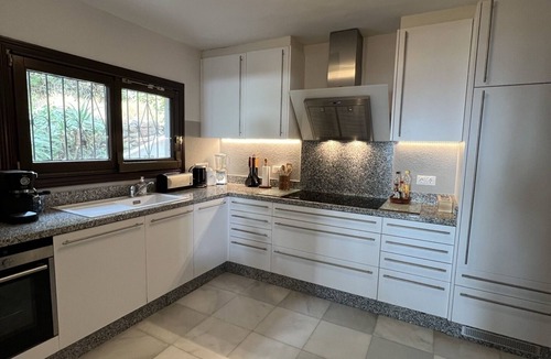 El Madronal Villa | Villa with sea views in sunny Spain