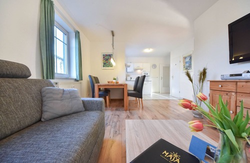 Heringsdorf Apartment | Villen am Buchenpark 10 - Pets welcome, south-west facing balcony