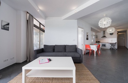 Las Palmas de Gran Canaria Ski Chalet | Vista Dorada al mar balcón-Wifi By Canariasgetaway