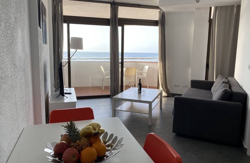 Las Palmas de Gran Canaria Ski Chalet | Vista Dorada al mar balcón-Wifi By Canariasgetaway