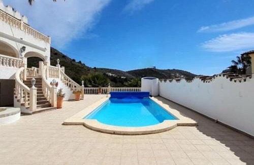 Arnella Villa | Vista Portet, sleeps 10, Private Pool, Sea Views, Squash, 1 km from El Portet beach