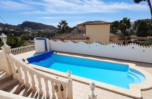 Arnella Villa | Vista Portet, sleeps 10, Private Pool, Sea Views, Squash, 1 km from El Portet beach