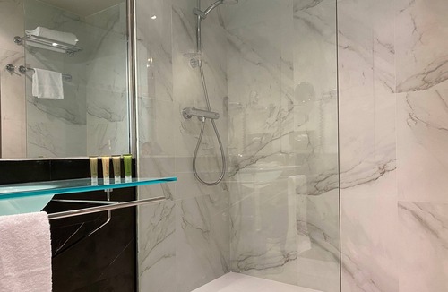 Las Tablas Hotel | voco Madrid - Las Tablas by IHG