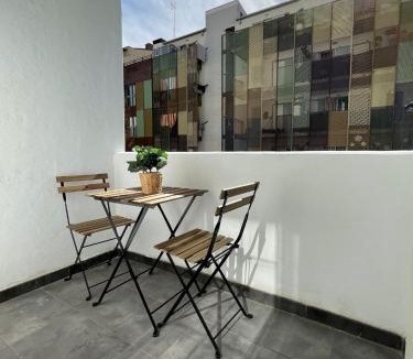 San Pablo Apartment | VTZ El Balcón de Las Armas RENOVADO! - Parking GRATIS
