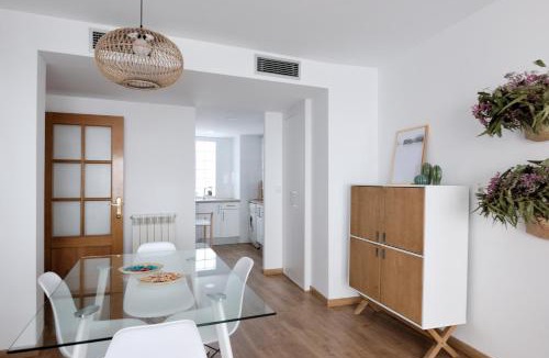 Zaragoza Old Town Apartment | VTZ El Balcón de Torre Nueva I
