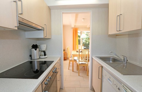 Ostseebad Baabe House | W: Beach house Dünenweg 17a with terrace/sauna/fireplace - Strandhaus Dünenweg 17a
