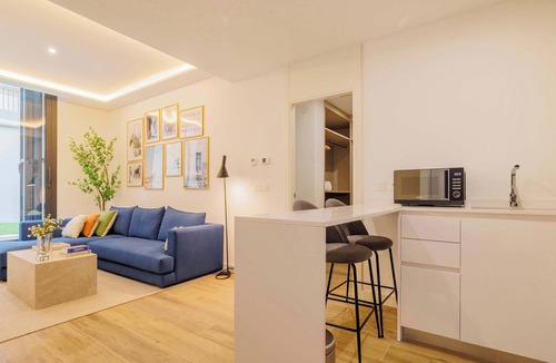 Malasana Apartment | w* | Comfy 2BR w/Great Terrace in Chueca