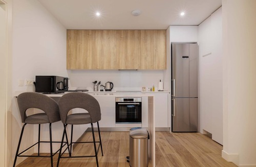Malasana Apartment | w Comfy 2BR w Great Terrace in Chueca