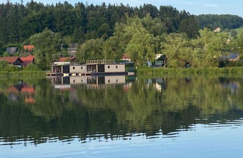 Waldkirchen Boat Rental | Waidlerland Hausboot 1
