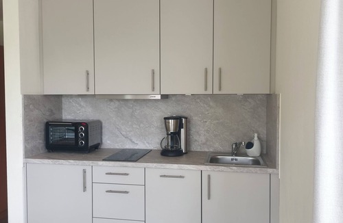 Schofweg Apartment | Waldsonne apartment with terrace, garden access and underground parking in Sonnenwald
