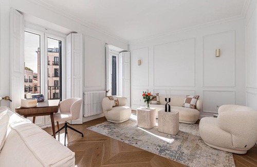 Malasana Apartment | Waou Malasaña Luxe- Short Term Rental