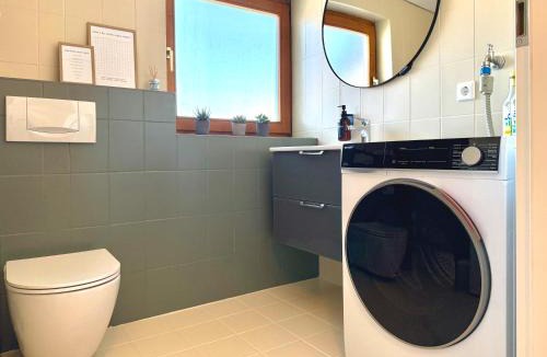 Illertissen Apartment | Waschmaschine - Parkplatz - A7 Nähe - Bahnhof Nähe