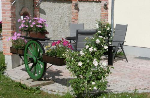 Furstenfeldbruck District Apartment | Weberhof