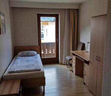Ehenbichl Hostel | Wei Wei's Hostel